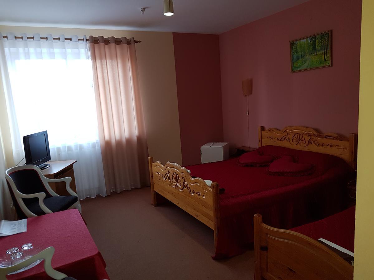 Hotel Suvorov Kobryn Esterno foto