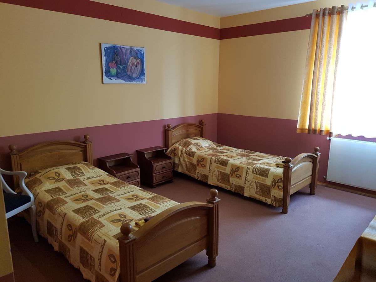 Hotel Suvorov Kobryn Esterno foto