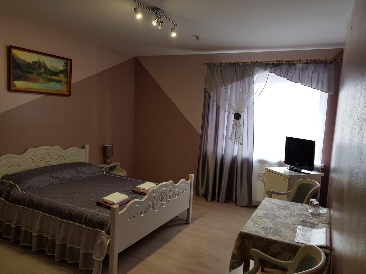 Hotel Suvorov Kobryn Esterno foto
